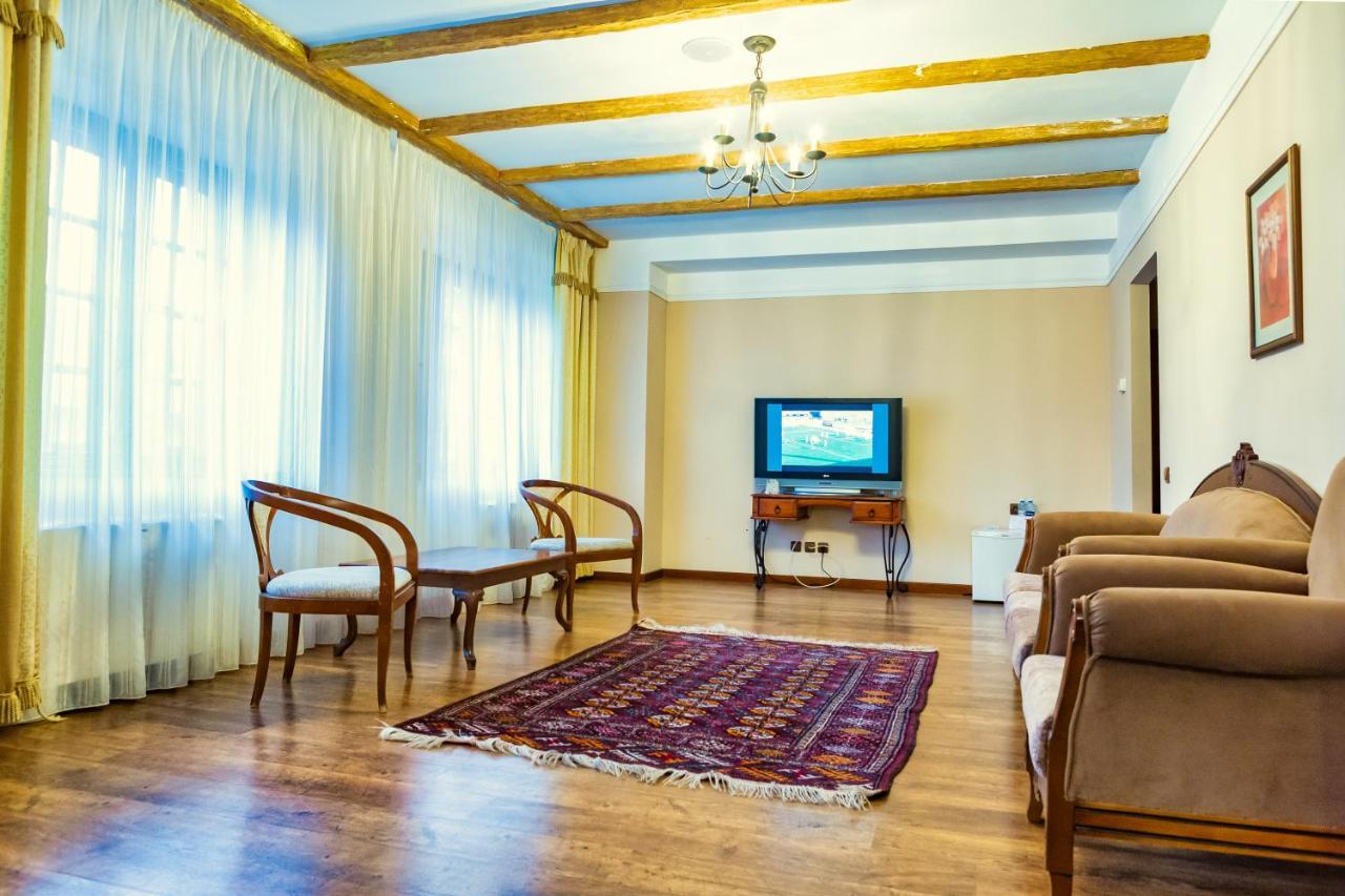 Park Hotel Kokshetau Shchūchīnsk Eksteriør bilde
