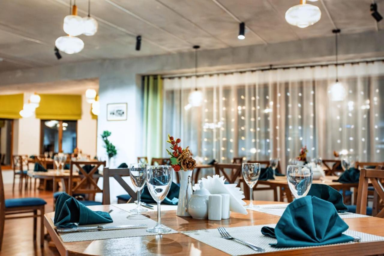 Park Hotel Kokshetau Shchūchīnsk Eksteriør bilde